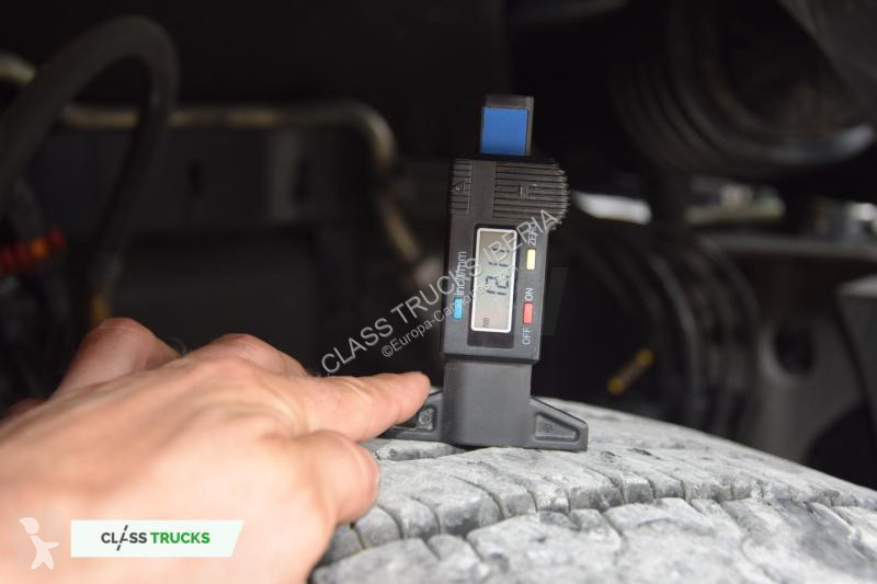 Traktor Volvo 500 Globetrotter XL