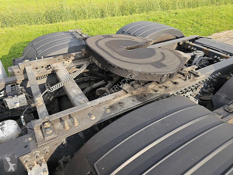 Cap tractor Volvo 500 XL 6X2 WB 300