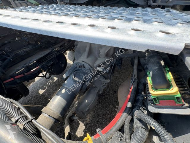 Tahač Volvo FH...