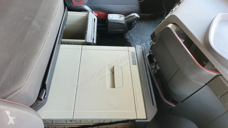 Traktor Volvo 500 Globetrotter