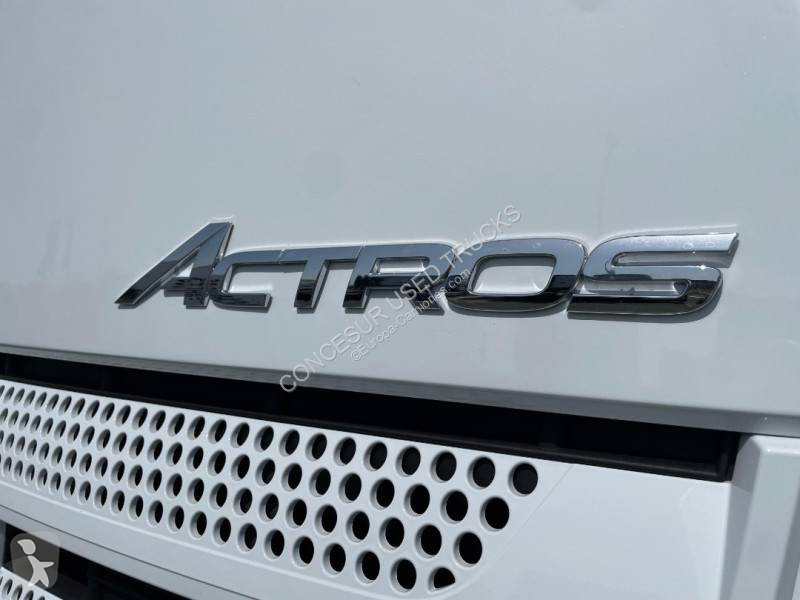 Traktor Mercedes