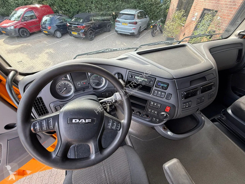 Trekker DAF 440 Space Cab 612.911KM 9T Vooras!...
