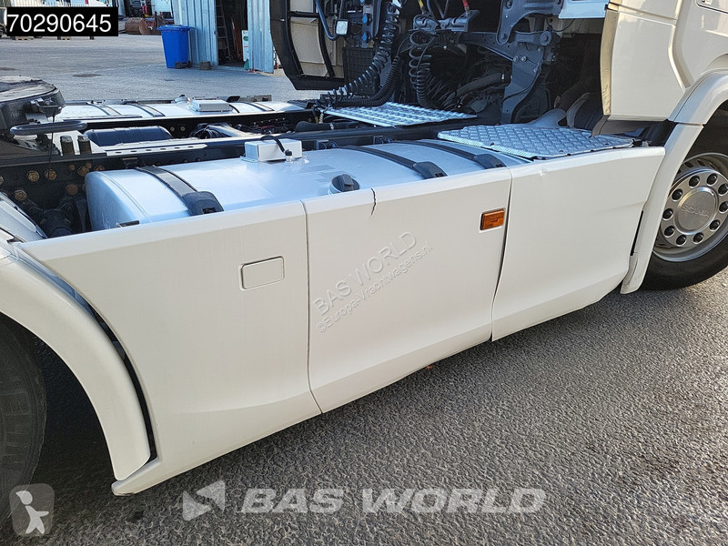 Tractor Scania 4X2 Mega Retarder 2x Tanks LED...