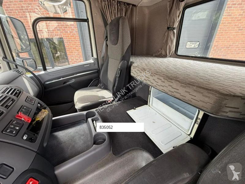 Traktor DAF CF 440 4X2 Space Cab Side skirts...