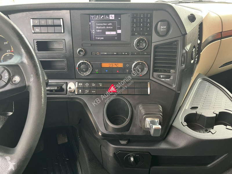 Tractor Mercedes 2663 6x4 GCW 76 ton / RETARDER