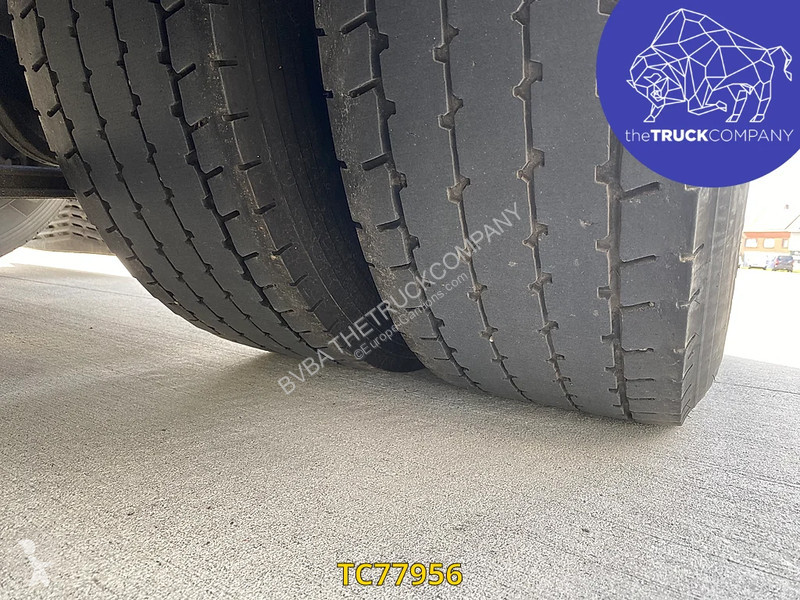 جرار MAN 480