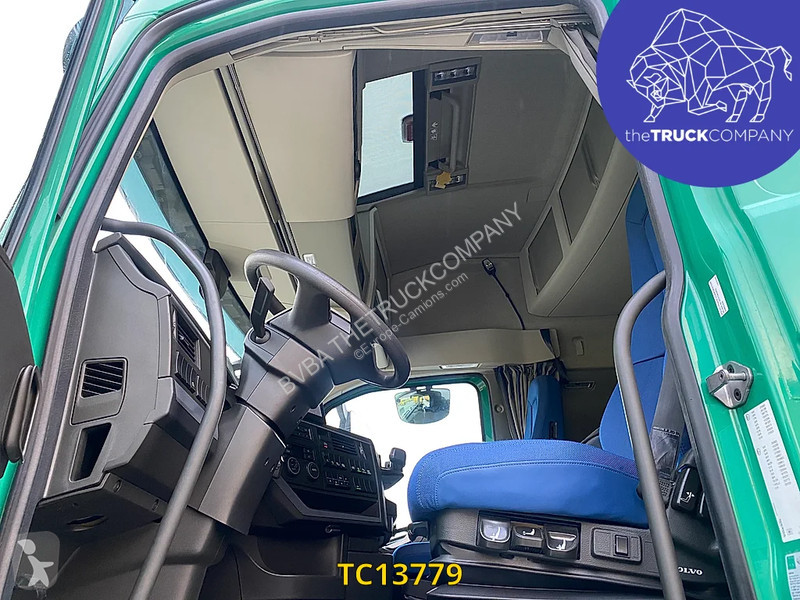 جرار Volvo 500