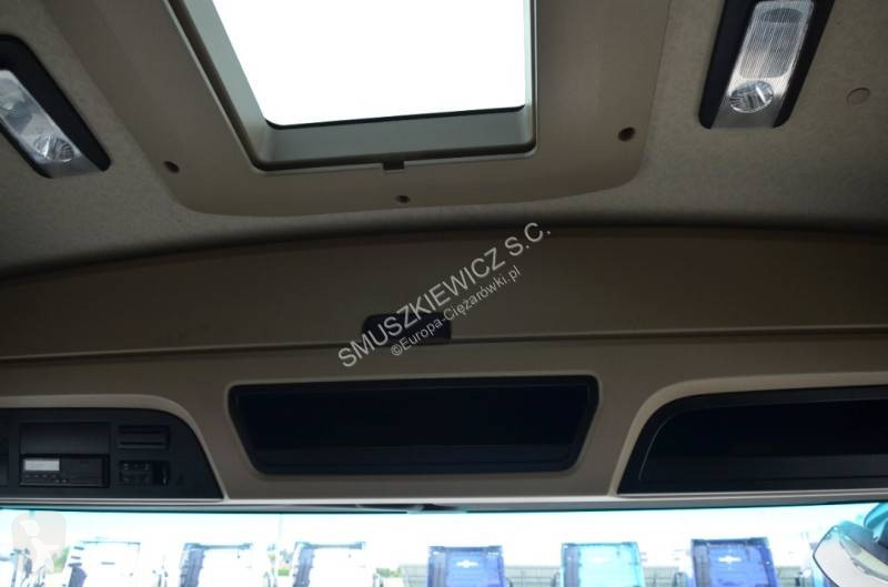 جرار Mercedes