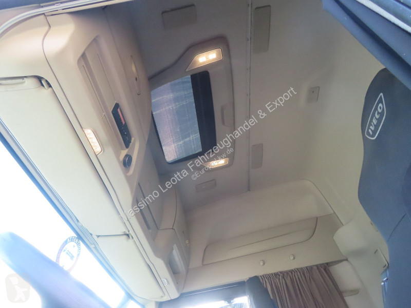 جرار Iveco S-Way 480 Intarder FZ.21