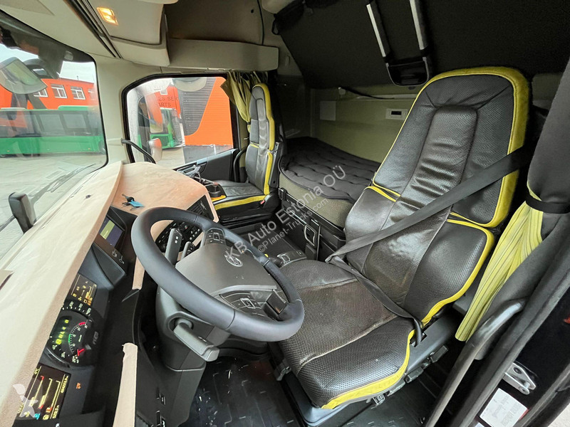 Tratores Volvo 750 6x4 GCW 80 ton / RETARDER /...