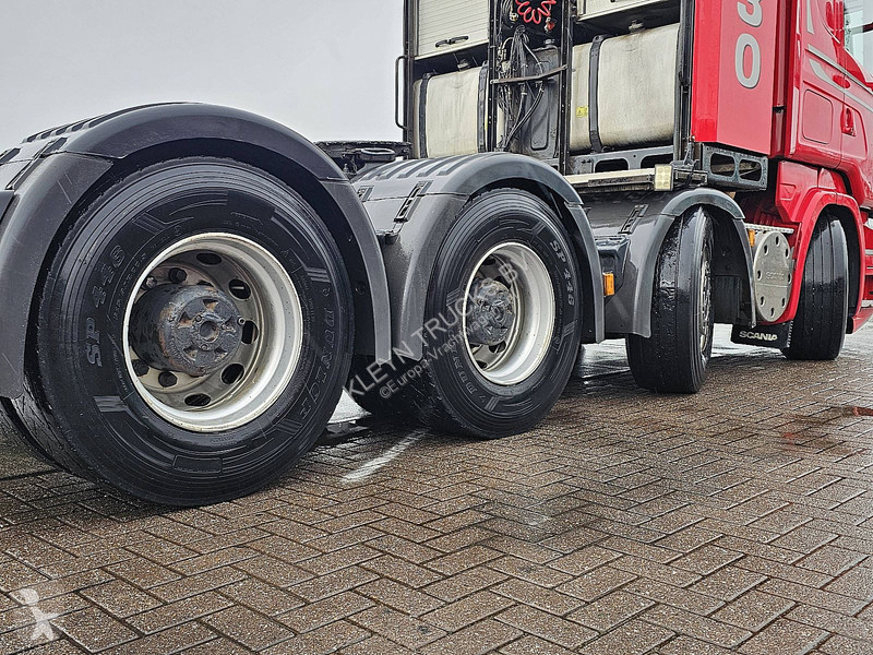 جرار Scania 730 8X4 147T