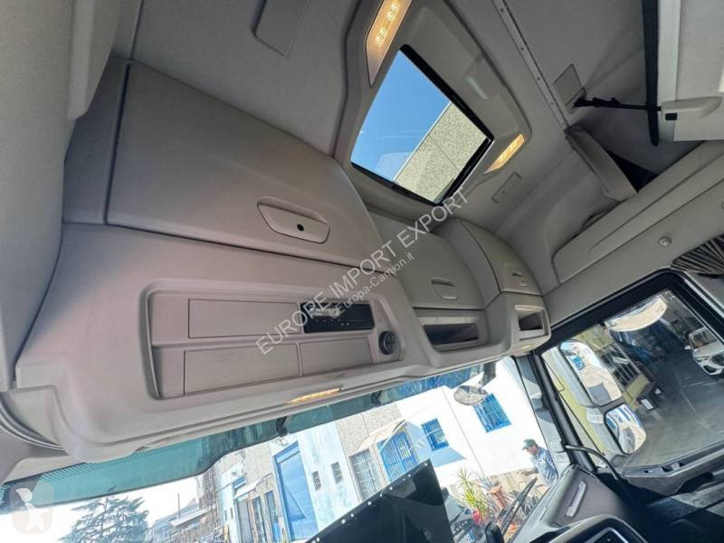 جرار Iveco