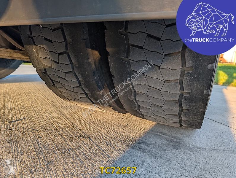 جرار Iveco S-Way 480
