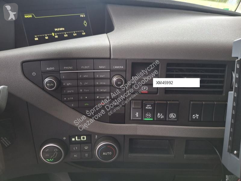 Влекач Volvo FH 420 ADR