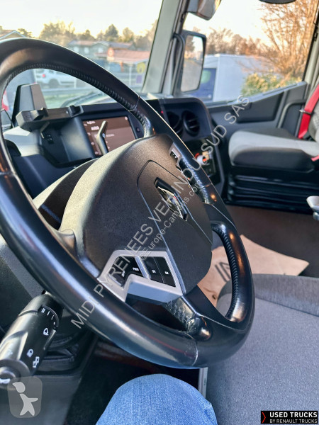 جرار Renault