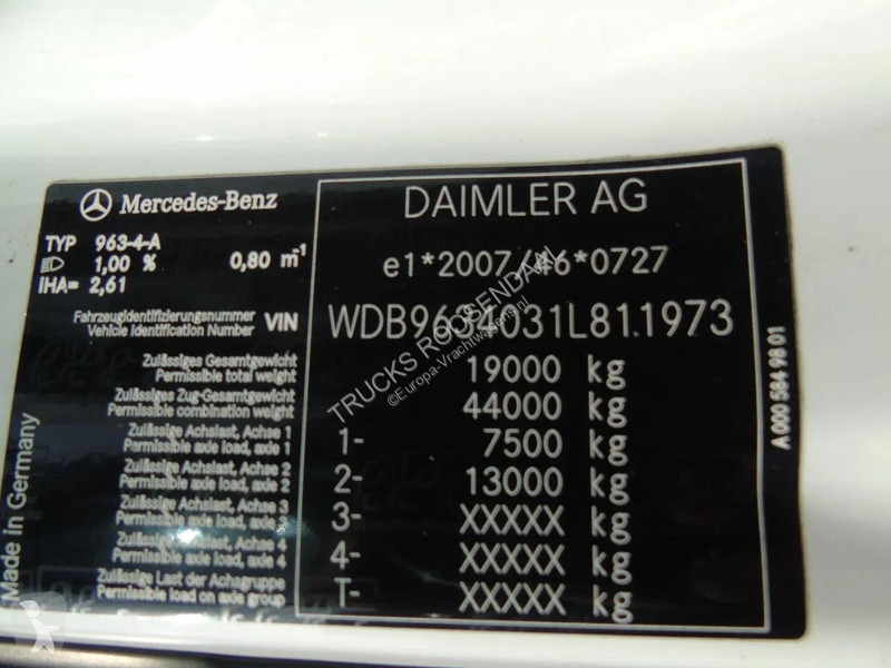 جرار Mercedes 1842 + euro 5 + spoiler