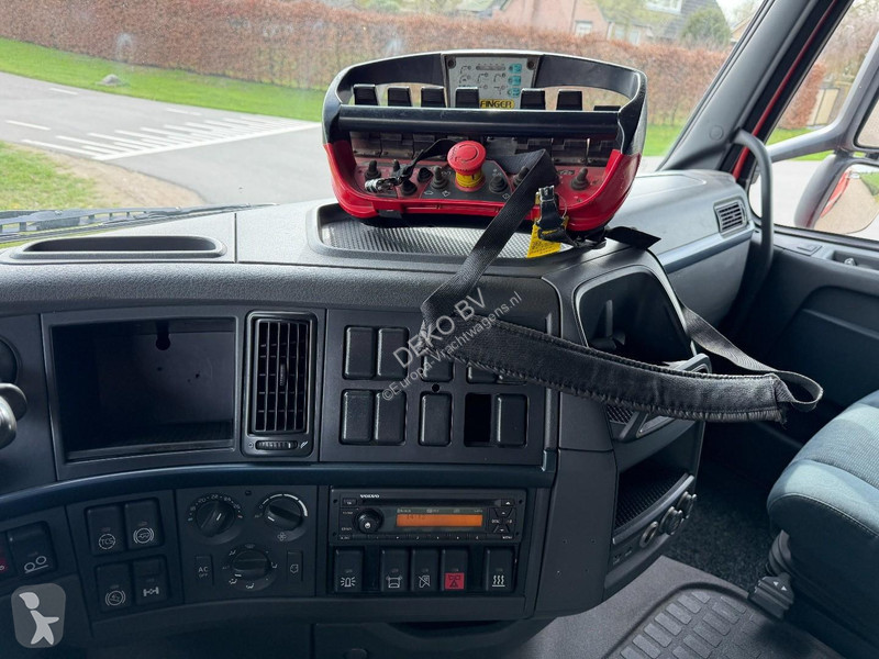 Traktor Volvo FH 8x2 CRANE PALFINGER...