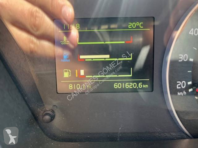 جرار Volvo