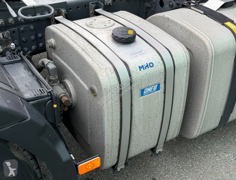 جرار Volvo 13420 FULL AIR 2X TANKS...
