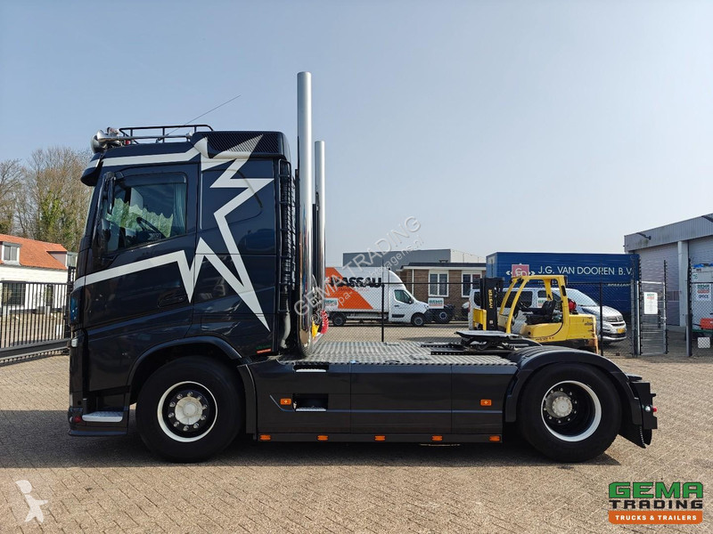 جرار Volvo 460 Euro6C Sleeper Cab - Double Tank...