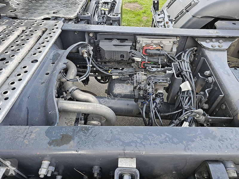 جرار Scania 500