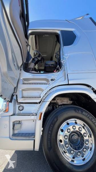 جرار Scania