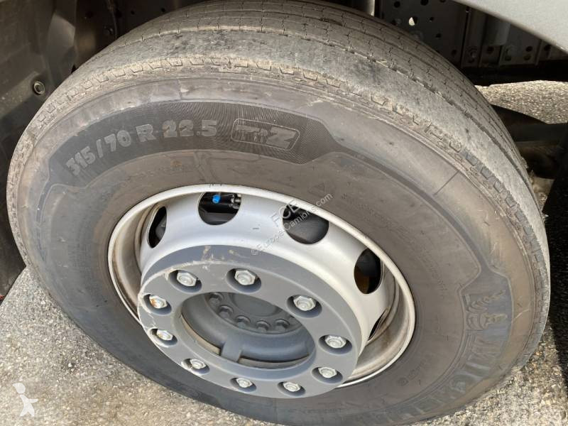 Iveco  tractor unit