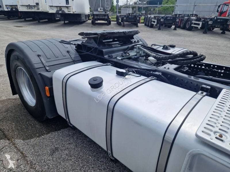 جرار Iveco