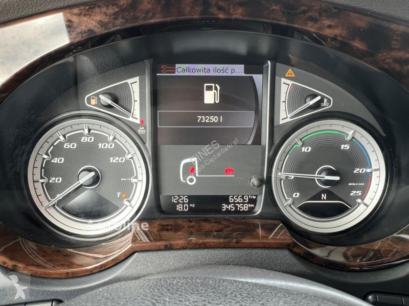 Nyergesvontató DAF XF 450 FTP