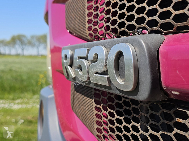جرار Scania 520