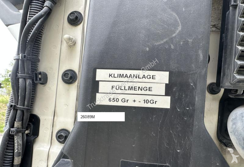 جرار Volvo