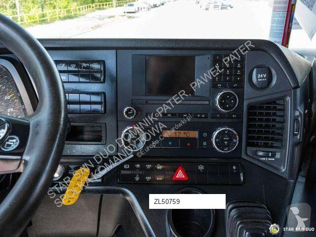 Влекач Mercedes MERCEDES BENZ 3251 8x4 Fassi F...