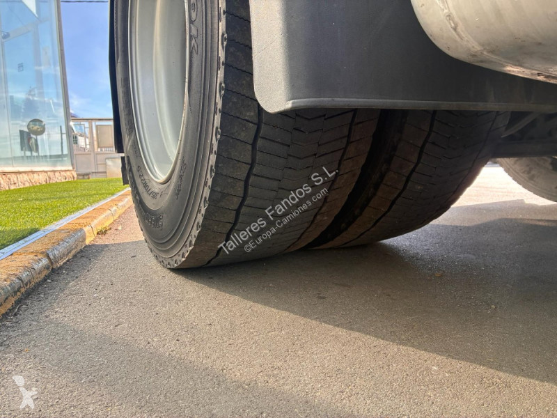 Tracteur Iveco  490 AUTOM INTARDER, 24 MESES DE...