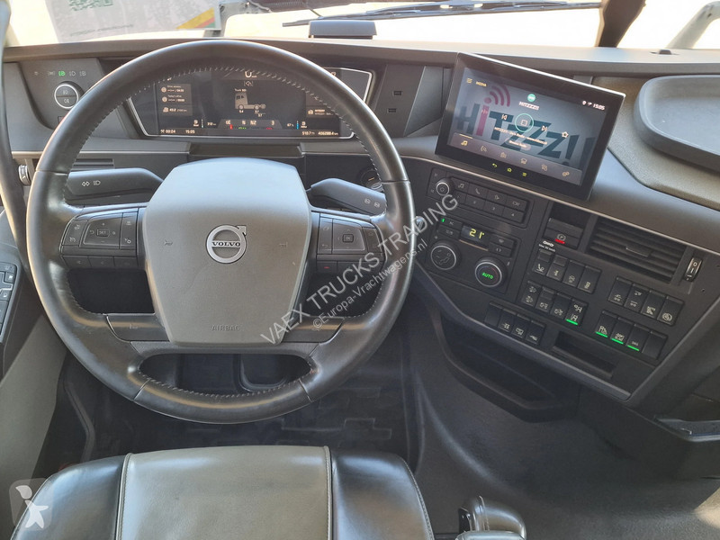 جرار Volvo 13500 Globetrotter XL 6x2 - Retarder...