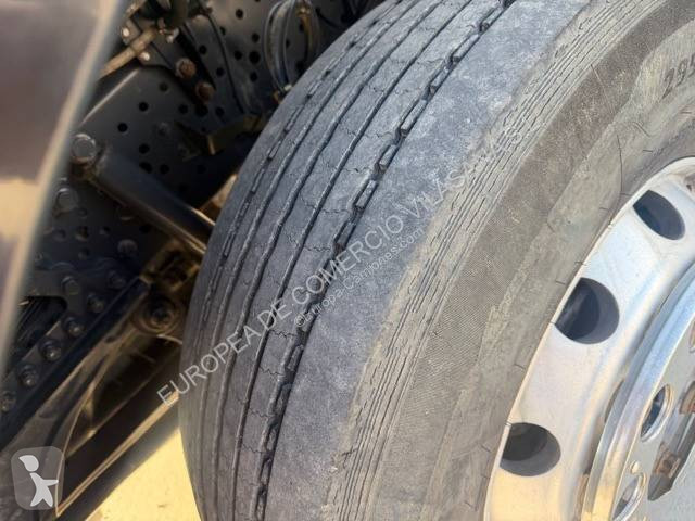 جرار Mercedes