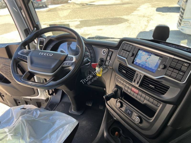 جرار Iveco