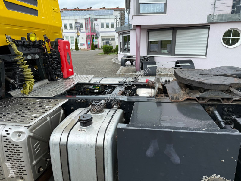 Trekker Iveco 570 AS440S57 T/P Kipphydraulik...