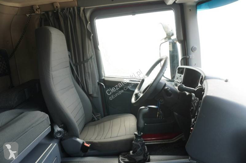 Влекач Scania