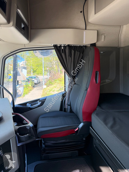 جرار Volvo FH 460 3x Globe *Standard-SZM...