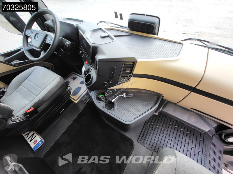 جرار Mercedes 1845 4X2 BigSpace 2xTanks Navi
