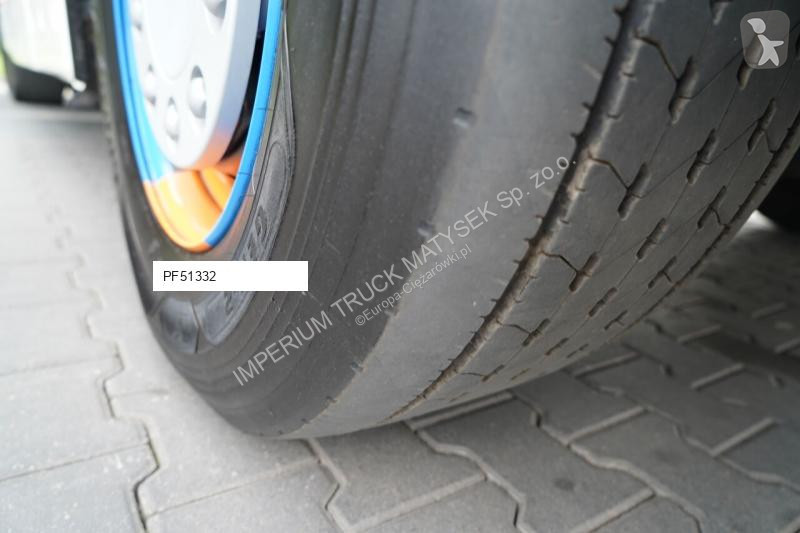 جرار Renault T 520
