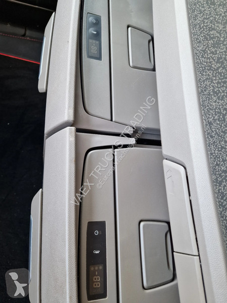 جرار Scania 660S V8 NGS Highline 6x2 - Retarder...