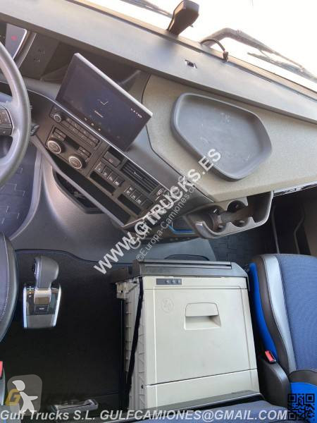 جرار Volvo