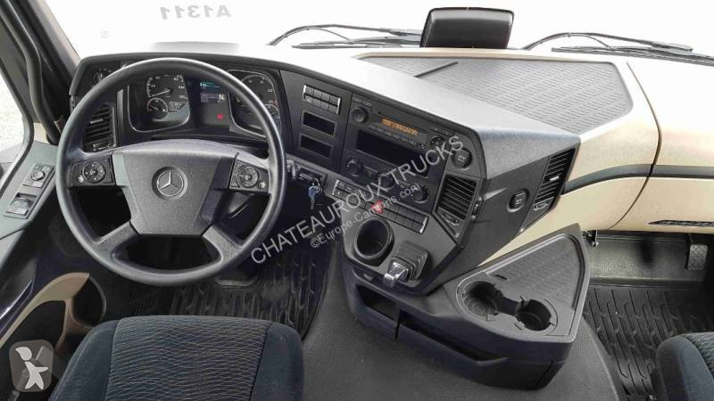 جرار Mercedes
