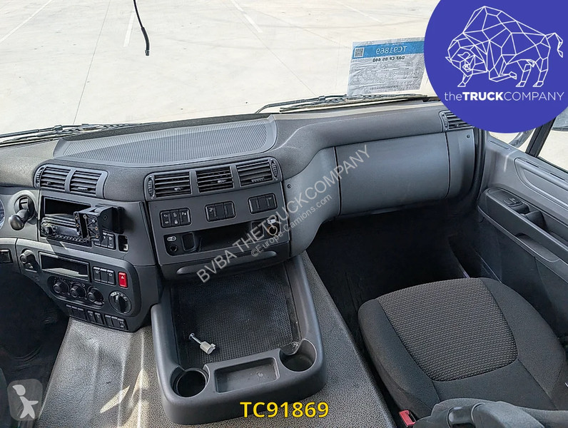 جرار DAF 440