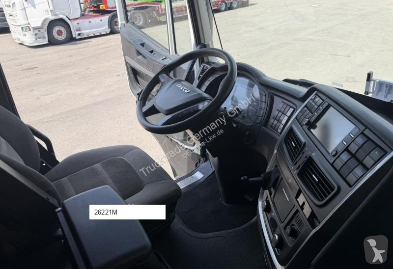 Iveco  tractor unit