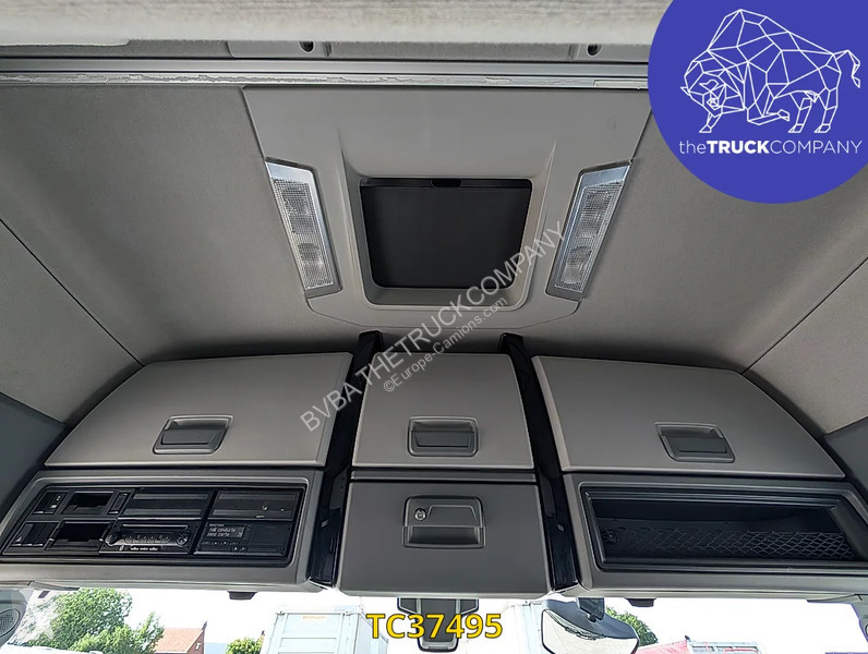 جرار Renault T 480