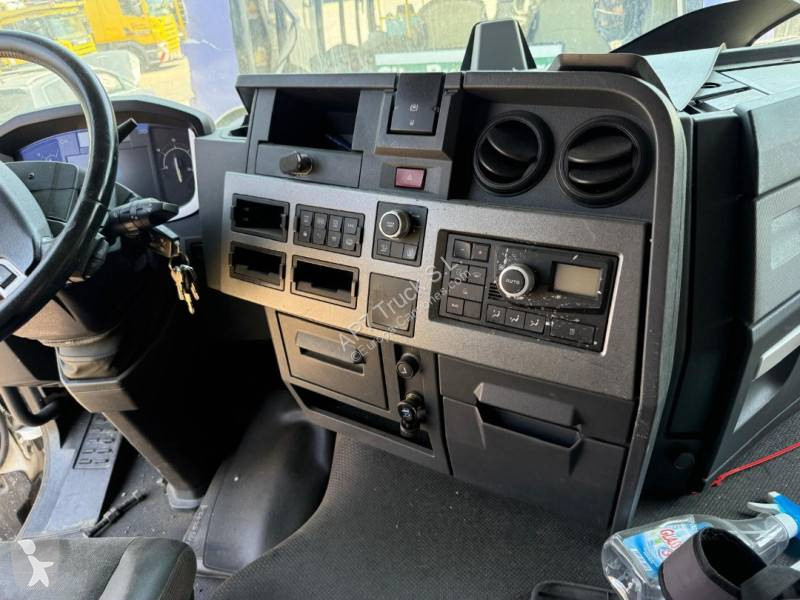 جرار Renault