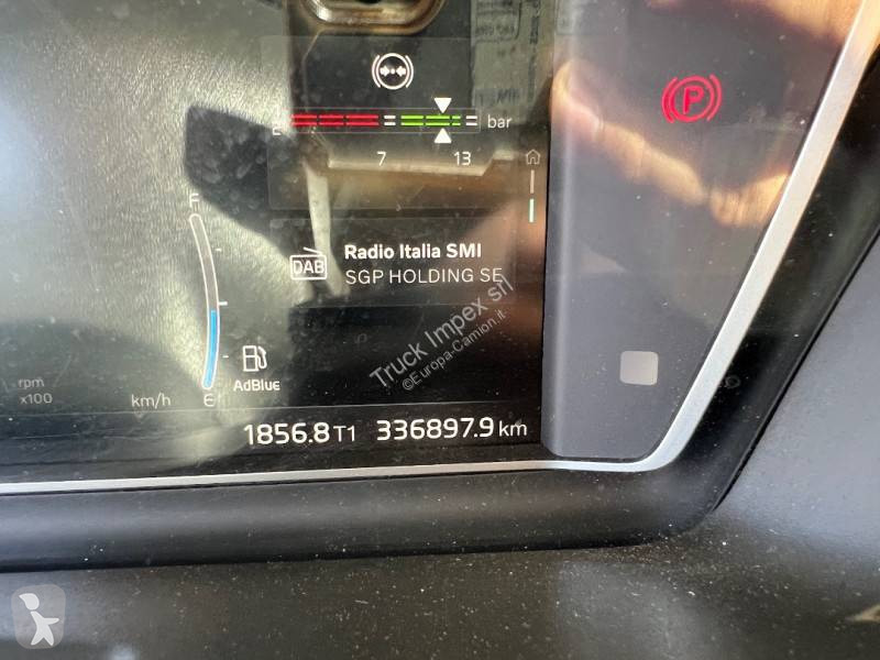 جرار Volvo