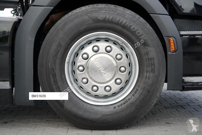 جرار MAN R 450